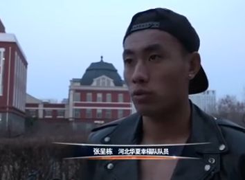免费一区二区视频